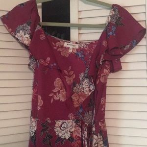 Maroon wrap dress perfect for fall🍂🍁